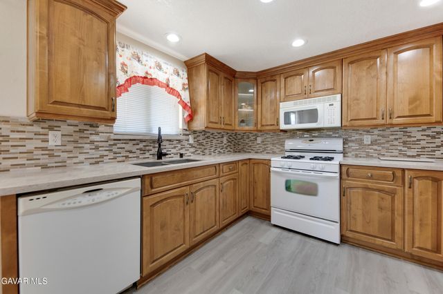 36421 E 106th Street, Littlerock, CA 93543