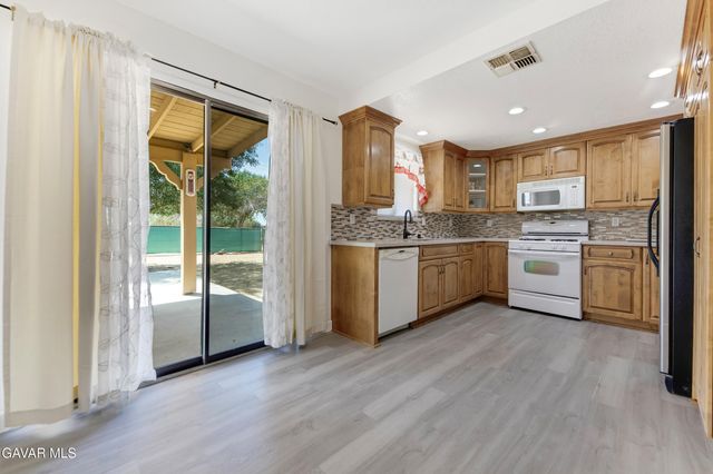 36421 E 106th Street, Littlerock, CA 93543