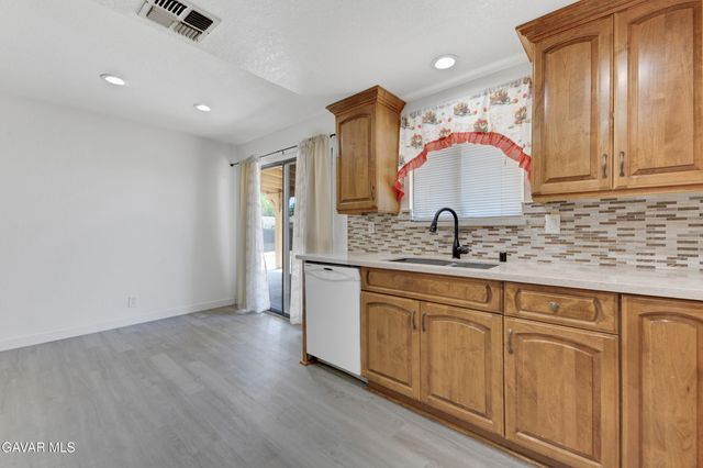 36421 E 106th Street, Littlerock, CA 93543