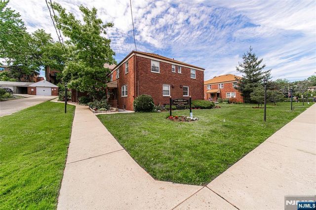 2205 Center B, Fort Lee, NJ 07024