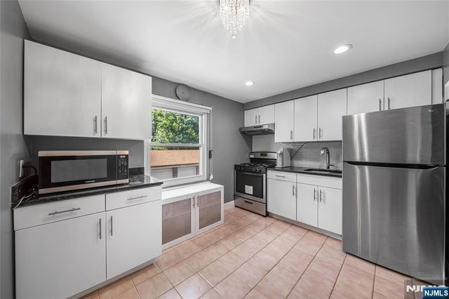 2205 Center B, Fort Lee, NJ 07024