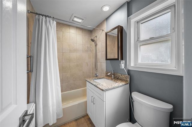 2205 Center B, Fort Lee, NJ 07024