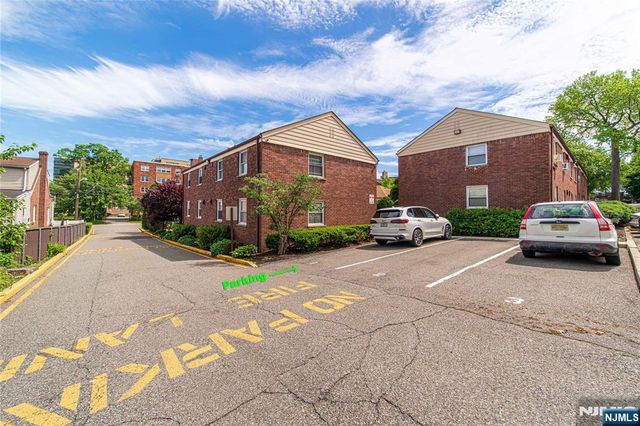 2205 Center B, Fort Lee, NJ 07024
