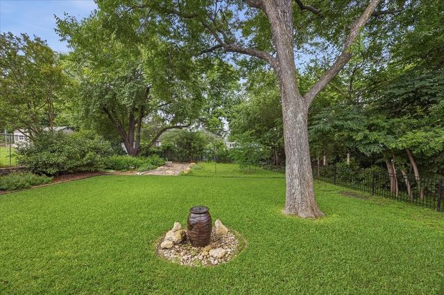 6117 Ridgeway Street, Fort Worth, TX 76116