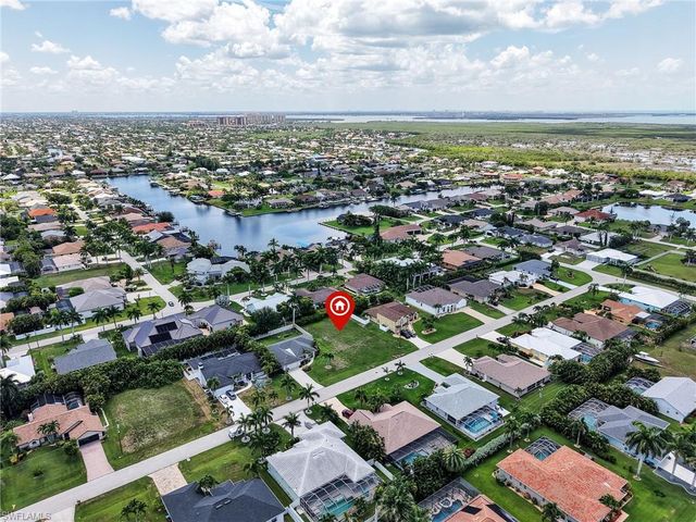 5235 27th PL, Cape Coral, FL 33914