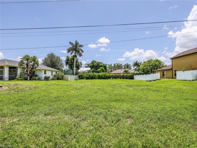 5235 27th PL, Cape Coral, FL 33914
