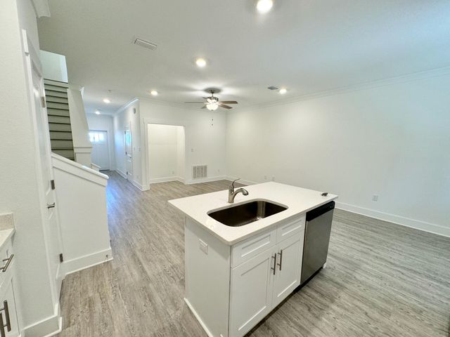 103 Date Palm Lane, Freeport, FL 32439