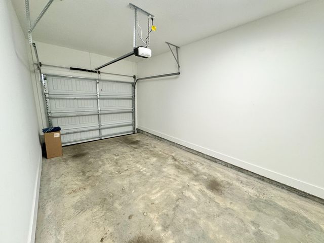 103 Date Palm Lane, Freeport, FL 32439