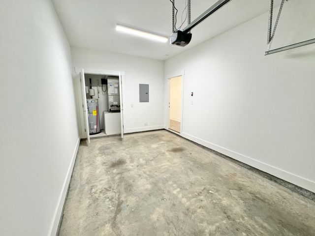 103 Date Palm Lane, Freeport, FL 32439