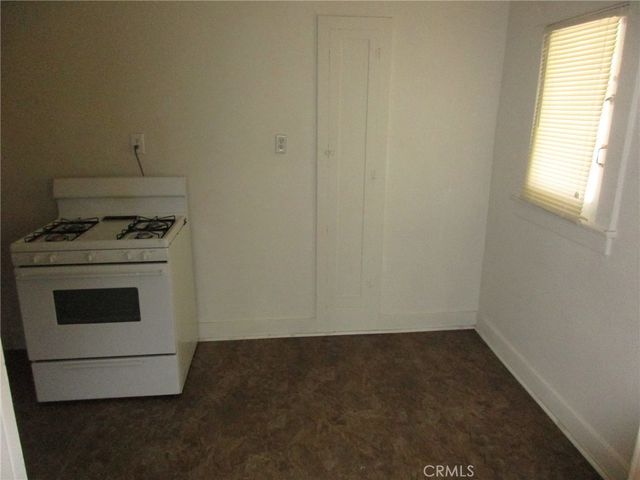 3076 Lemon, Riverside, CA 92501