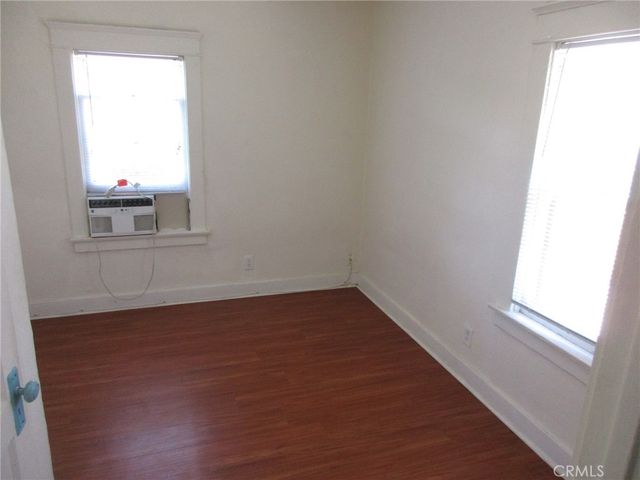 3076 Lemon, Riverside, CA 92501
