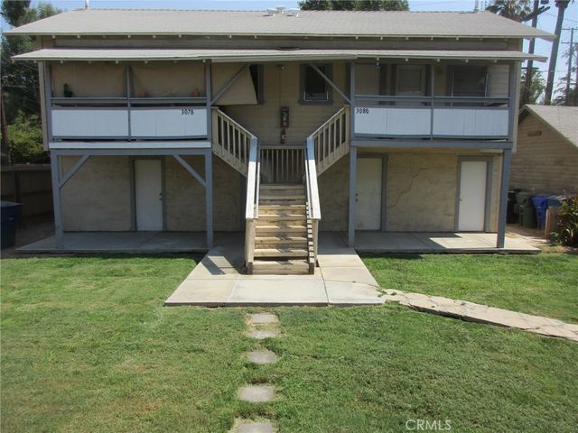 3076 Lemon, Riverside, CA 92501