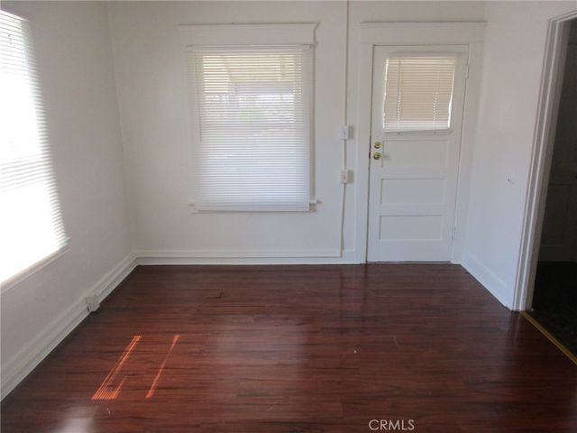 3076 Lemon, Riverside, CA 92501