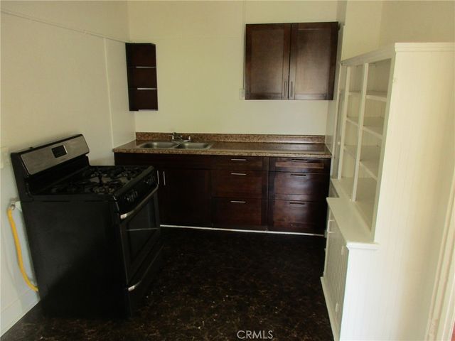 3076 Lemon, Riverside, CA 92501