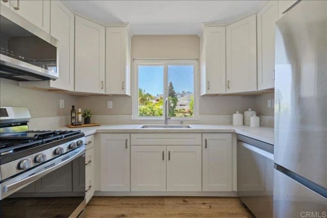 1806 Palisades Drive, Carlsbad, CA 92008