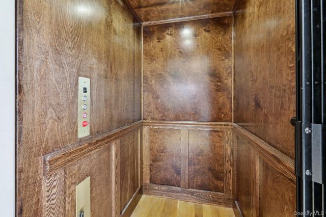 17 Rolling Ridge Road, New City, NY 10956