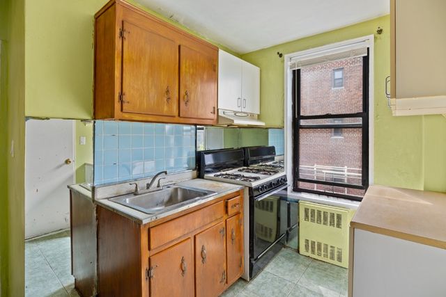 6515 38th Ave Apt 5K, New York City, NY 11377