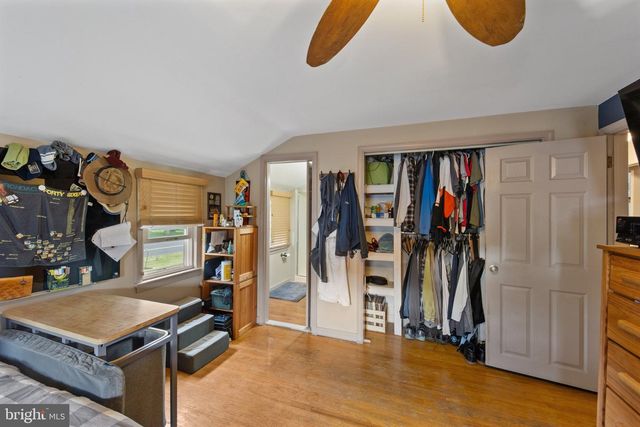 1043 DAVISVILLE RD, Southampton, PA 18966