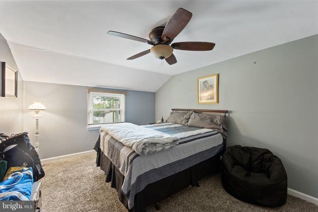 1043 DAVISVILLE RD, Southampton, PA 18966