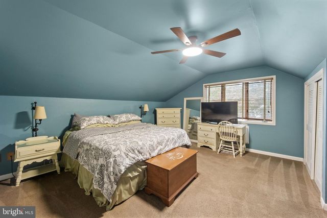 1043 DAVISVILLE RD, Southampton, PA 18966