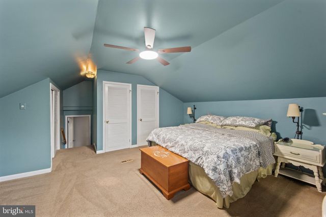 1043 DAVISVILLE RD, Southampton, PA 18966