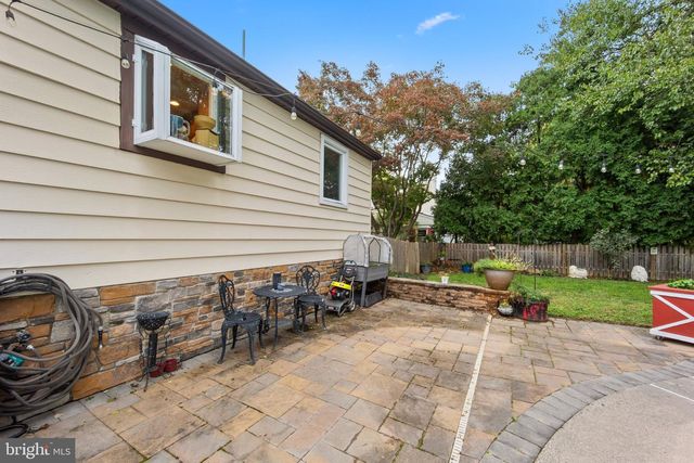 1043 DAVISVILLE RD, Southampton, PA 18966