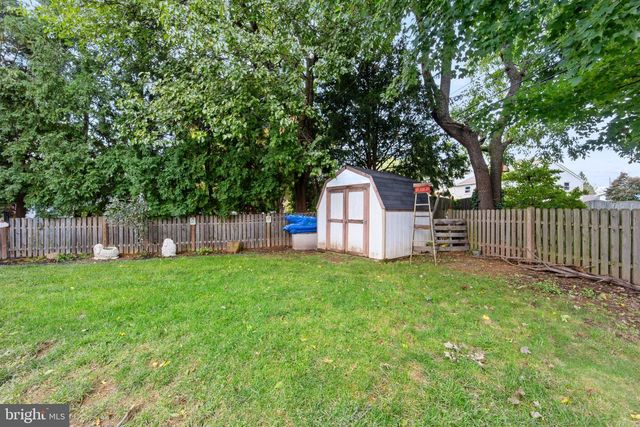 1043 DAVISVILLE RD, Southampton, PA 18966