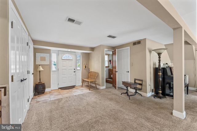 1043 DAVISVILLE RD, Southampton, PA 18966