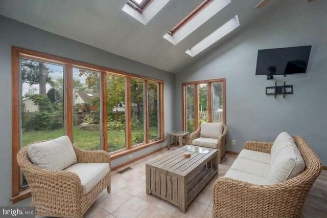 1043 DAVISVILLE RD, Southampton, PA 18966