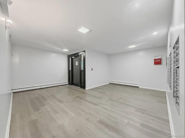3961 Carpenter Avenue, Bronx, NY 10466