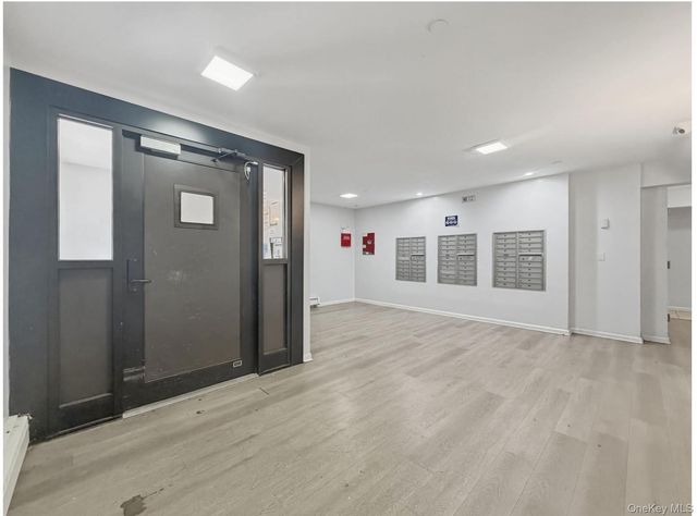 3961 Carpenter Avenue, Bronx, NY 10466