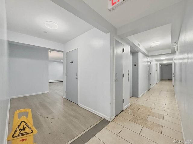 3961 Carpenter Avenue, Bronx, NY 10466