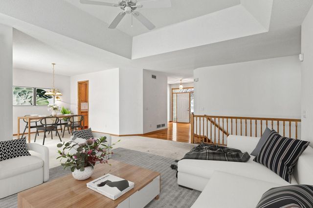 16568 Irwindale Way, Lakeville, MN 55044