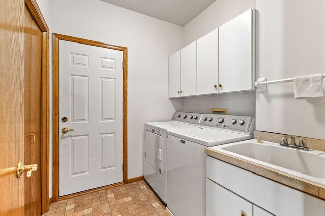 16568 Irwindale Way, Lakeville, MN 55044