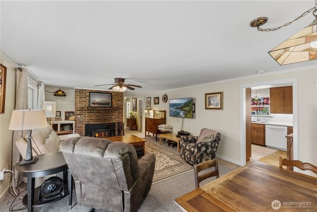5727 Scherrer Road, Granite Falls, WA 98252