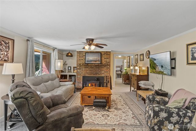5727 Scherrer Road, Granite Falls, WA 98252