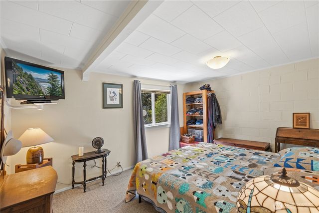5727 Scherrer Road, Granite Falls, WA 98252