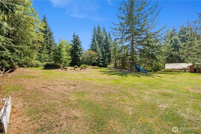 5727 Scherrer Road, Granite Falls, WA 98252