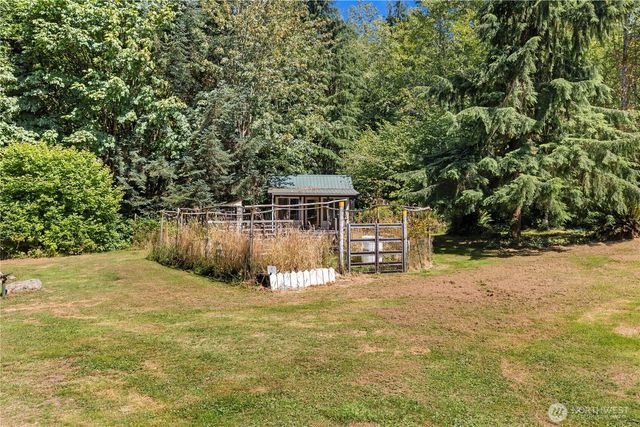 5727 Scherrer Road, Granite Falls, WA 98252