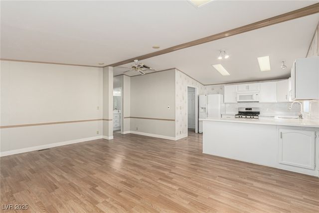 5185 Ridge Drive, Las Vegas, NV 89103