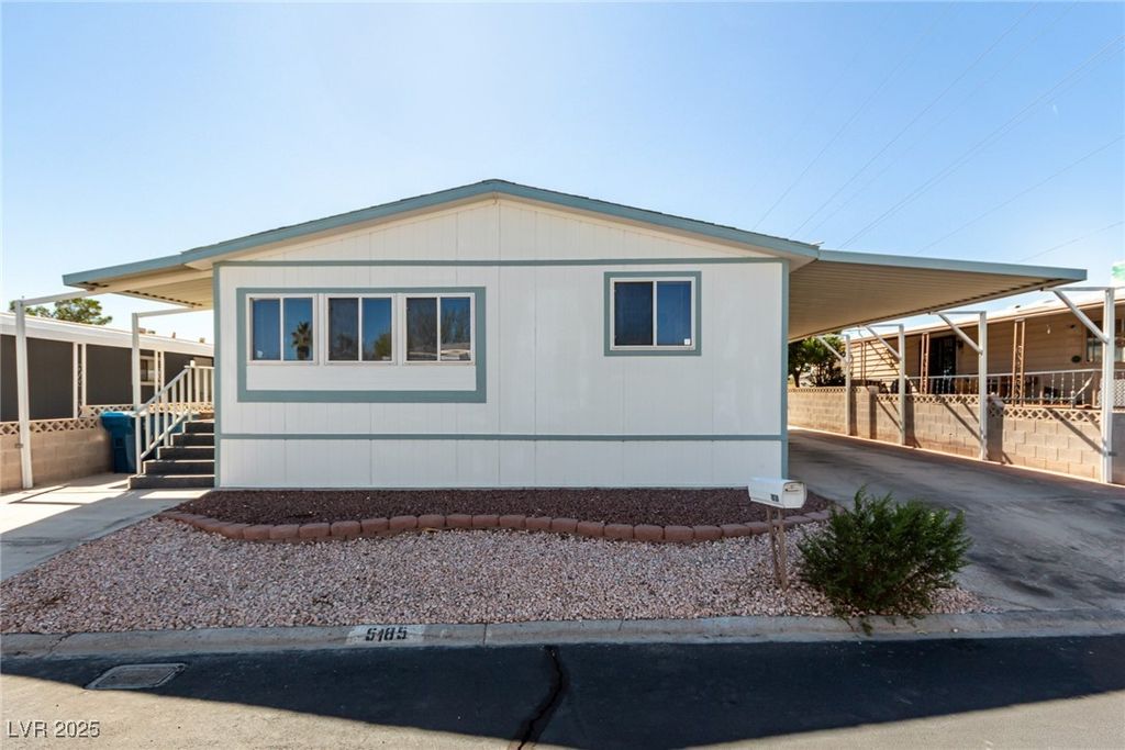 5185 Ridge Drive, Las Vegas, NV 89103