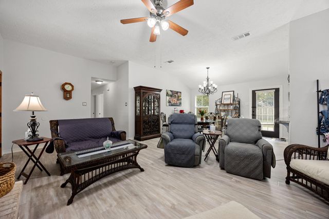 1719 Alta Vista Drive, Alvin, TX 77511