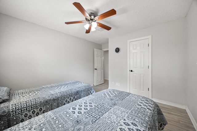 1719 Alta Vista Drive, Alvin, TX 77511