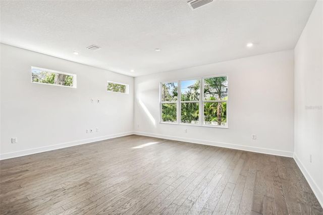3201 S MANHATTAN AVENUE, Tampa, FL 33629