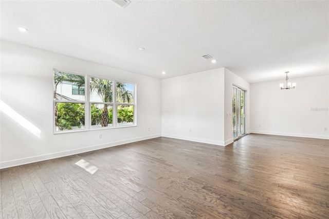 3201 S MANHATTAN AVENUE, Tampa, FL 33629