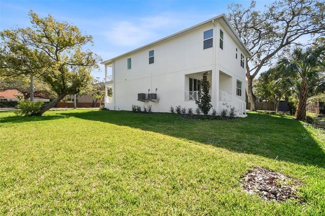 3201 S MANHATTAN AVENUE, Tampa, FL 33629