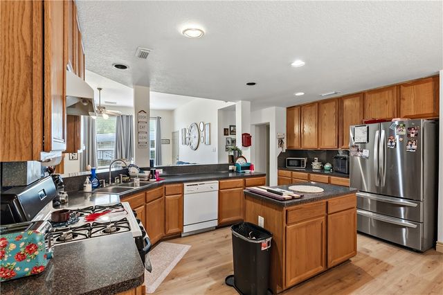 11901 Bundic Road, North Zulch, TX 77872