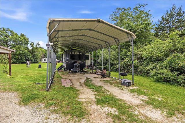 11901 Bundic Road, North Zulch, TX 77872