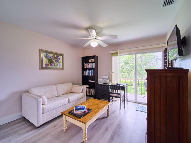 9130 SE Riverfront Terrace J, Jupiter, FL 33469