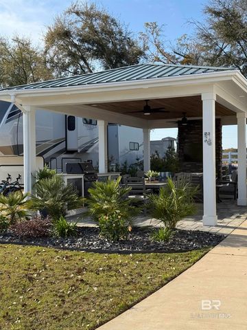 12377 Gateway Drive, Elberta, AL 36530